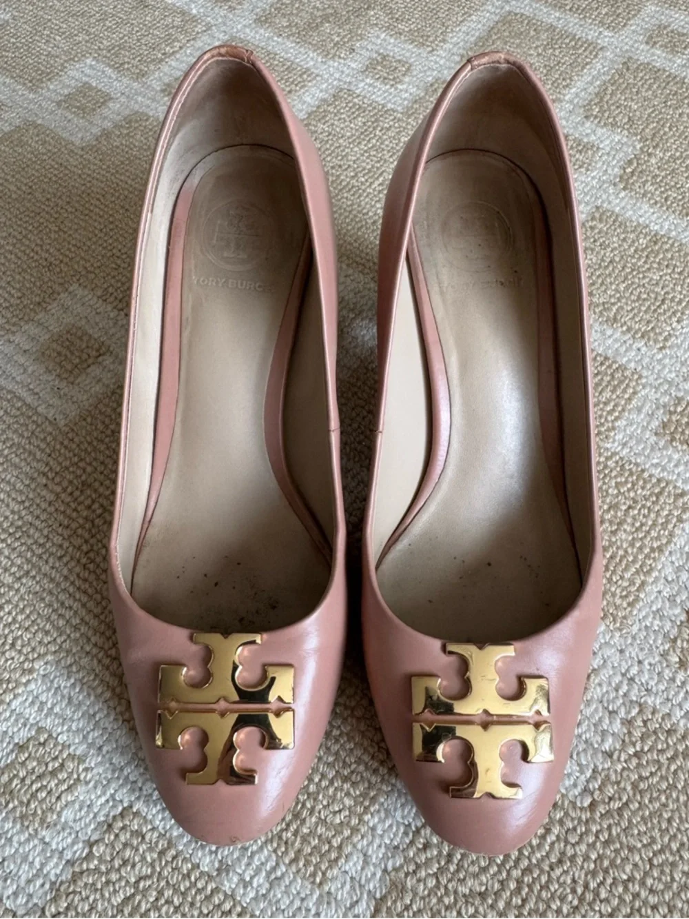 Tory Burch Raleigh Logo Pumps Blush Oak Block Heel Leather Size 5